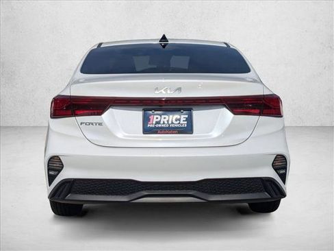 Used 2023 Kia Forte LXS image 6