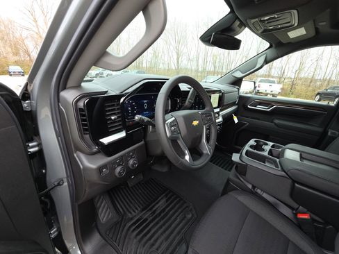 New 2026 Chevrolet Silverado 1500 LT image 15