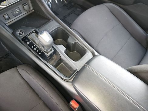 Used 2025 Nissan Sentra S image 21