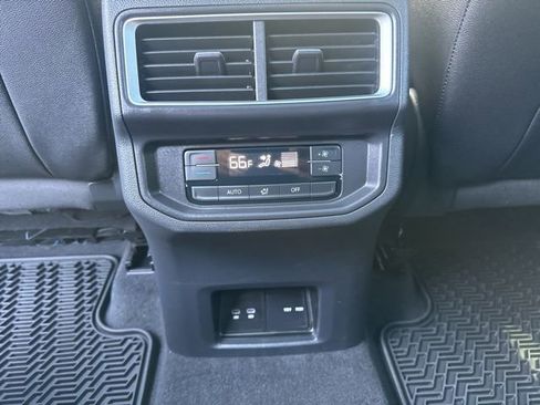 Certified 2025 Volkswagen Atlas Peak Edition SE image 24