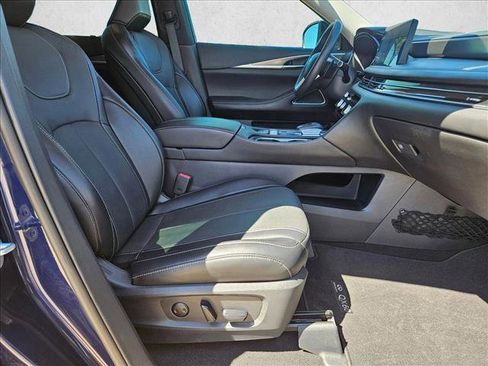 Used 2023 INFINITI QX60 Luxe w/ Vision Package image 22