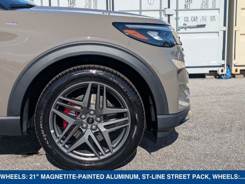 New 2026 Ford Explorer ST-Line w/ ST-Line Street Pack RWD image 13