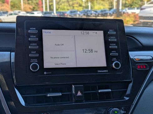 Used 2023 Toyota Camry SE image 14