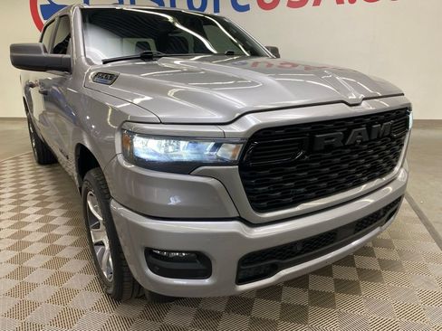 Used 2025 RAM 1500 Tradesman AWD/4WD image 2