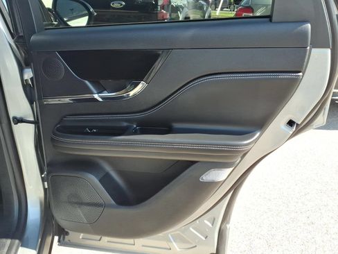 Certified 2024 Lincoln Corsair AWD w/ Equipment Group 101A image 28