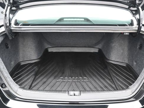 Used 2022 Honda Accord LX image 28