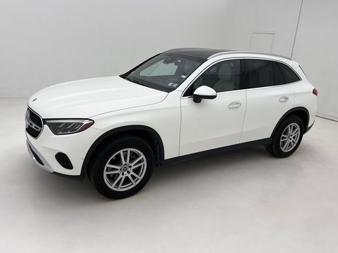 Used 2023 Mercedes-Benz GLC 300 GLC 300 image 5