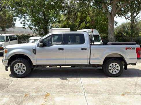 Used 2022 Ford F250 XLT w/ XLT Value Package AWD/4WD image 3