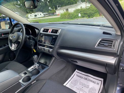 Used 2017 Subaru Outback 2.5i Premium AWD/4WD image 33