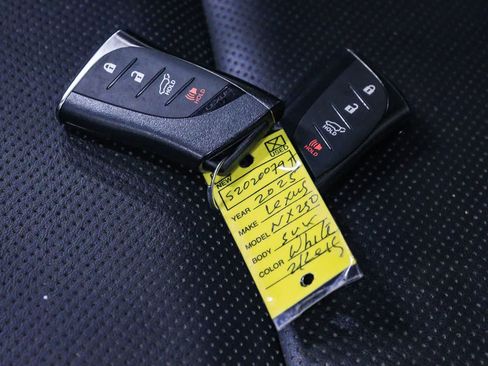Used 2025 Lexus NX 250 FWD w/ Accessory Package (2T) image 22