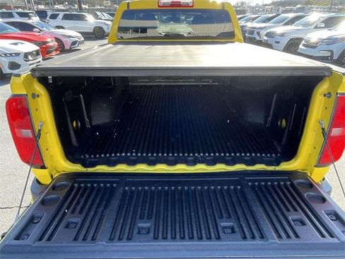 Used 2015 Chevrolet Colorado LT w/ LT Convenience Package image 10