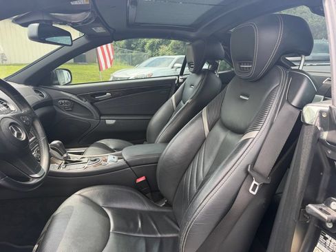 Used 2011 Mercedes-Benz SL 550 image 15