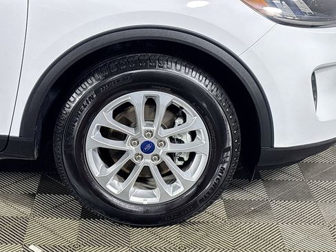 Used 2022 Ford Escape SE image 22