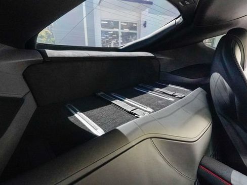 Used 2018 Ferrari 812 Superfast RWD image 77