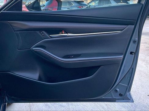 Used 2025 MAZDA MAZDA3 Carbon image 27