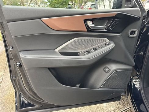 Used 2022 Acura MDX FWD image 13