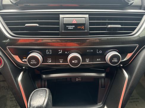 Used 2019 Honda Accord Sport image 16