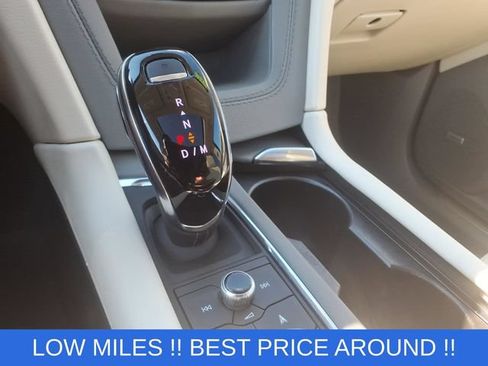 Used 2024 Cadillac XT5 Premium Luxury AWD/4WD image 18