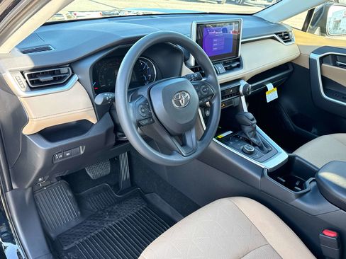 New 2025 Toyota RAV4 XLE image 10