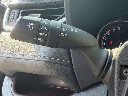 Used 2019 Toyota RAV4 Limited w/ Advanced Technology Package image 34