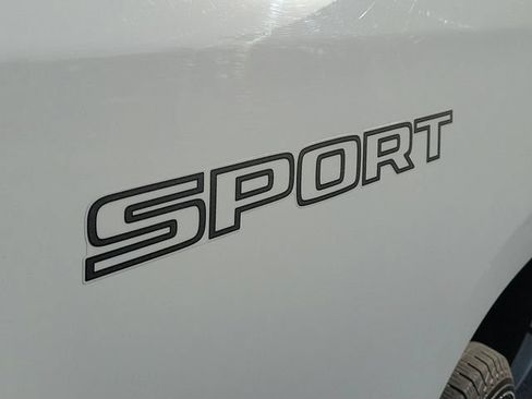 Used 2020 RAM 1500 Big Horn AWD/4WD image 9