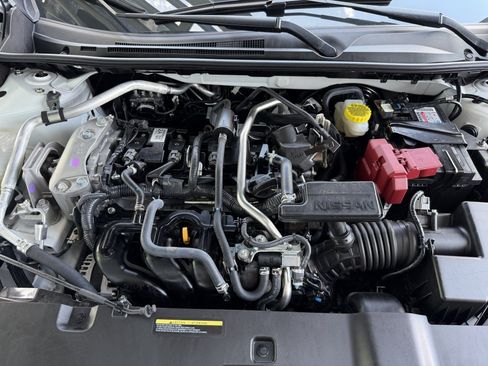 Used 2026 Nissan Sentra SR w/ SR Premium Package FWD image 39