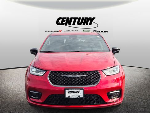 New 2026 Chrysler Pacifica Select image 8