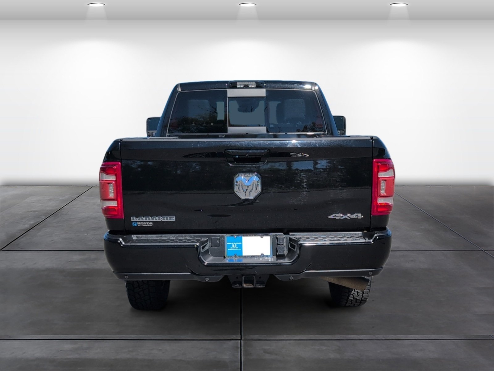 Used 2023 RAM 3500 Laramie AWD/4WD image 7