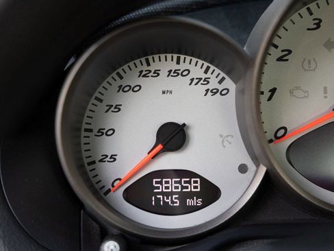 Used 2008 Porsche Cayman S Sport image 26