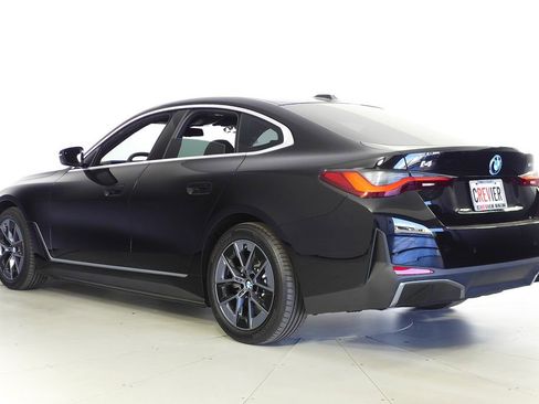 Used 2025 BMW i4 eDrive40 image 9