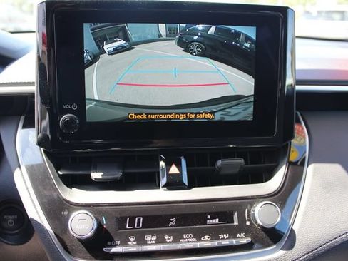 Used 2025 Toyota Corolla Cross AWD Hybrid image 28