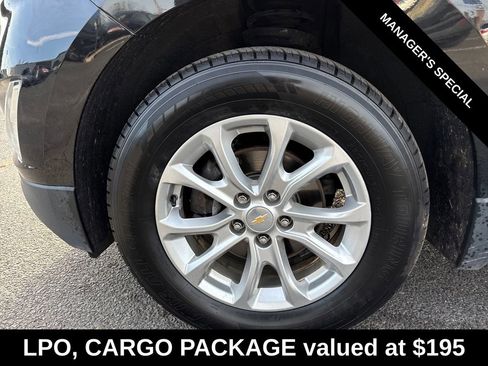 Used 2020 Chevrolet Equinox LS w/ LS Convenience Package image 3