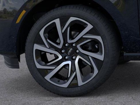 New 2026 Lincoln Navigator L Reserve image 19