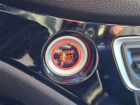 Certified 2021 Honda Pilot Black Edition image 29