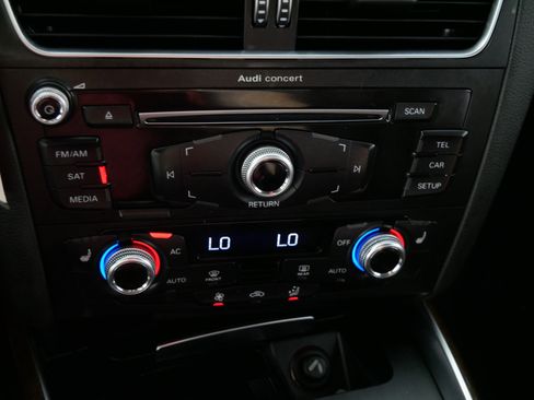 Used 2013 Audi Q5 2.0T Premium AWD/4WD image 23