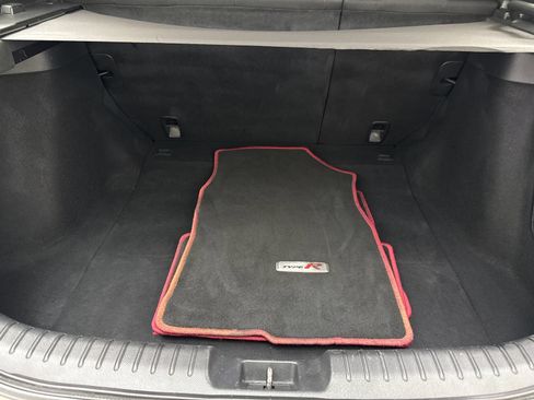 Used 2018 Honda Civic Type R image 46
