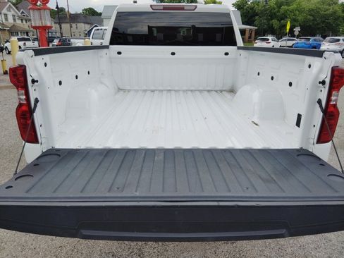 Used 2023 Chevrolet Silverado 1500 W/T w/ WT Value Package AWD/4WD image 13
