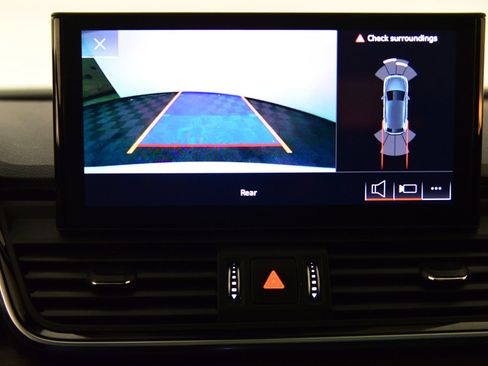 Certified 2023 Audi Q5 2.0T Premium w/ Convenience Package image 34