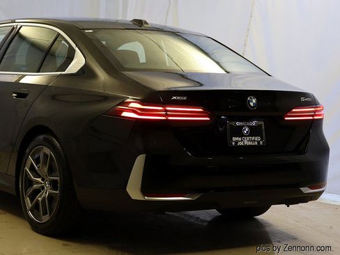 Used 2026 BMW 540i xDrive AWD/4WD image 8
