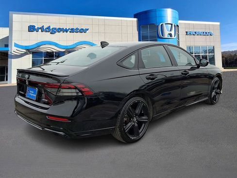 Used 2023 Honda Accord Sport image 6