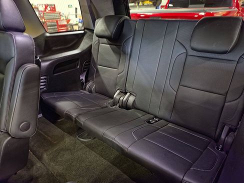 Used 2017 GMC Yukon SLT w/ Open Road Package AWD/4WD image 26
