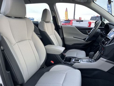 Used 2022 Subaru Forester image 25