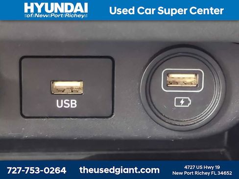 Used 2021 Hyundai Elantra SEL w/ Convenience Package FWD image 20