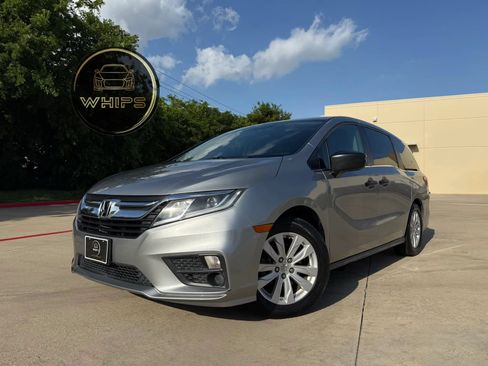 Used 2018 Honda Odyssey LX image 1