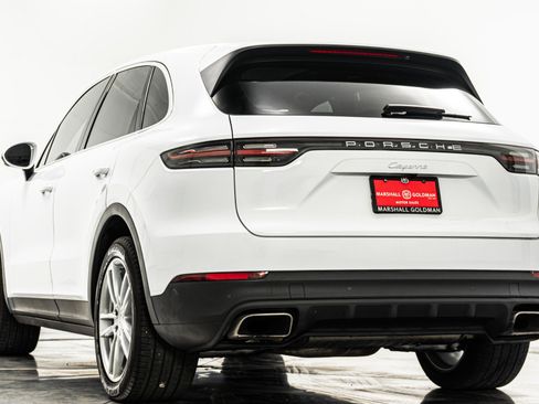 Used 2023 Porsche Cayenne AWD/4WD image 41