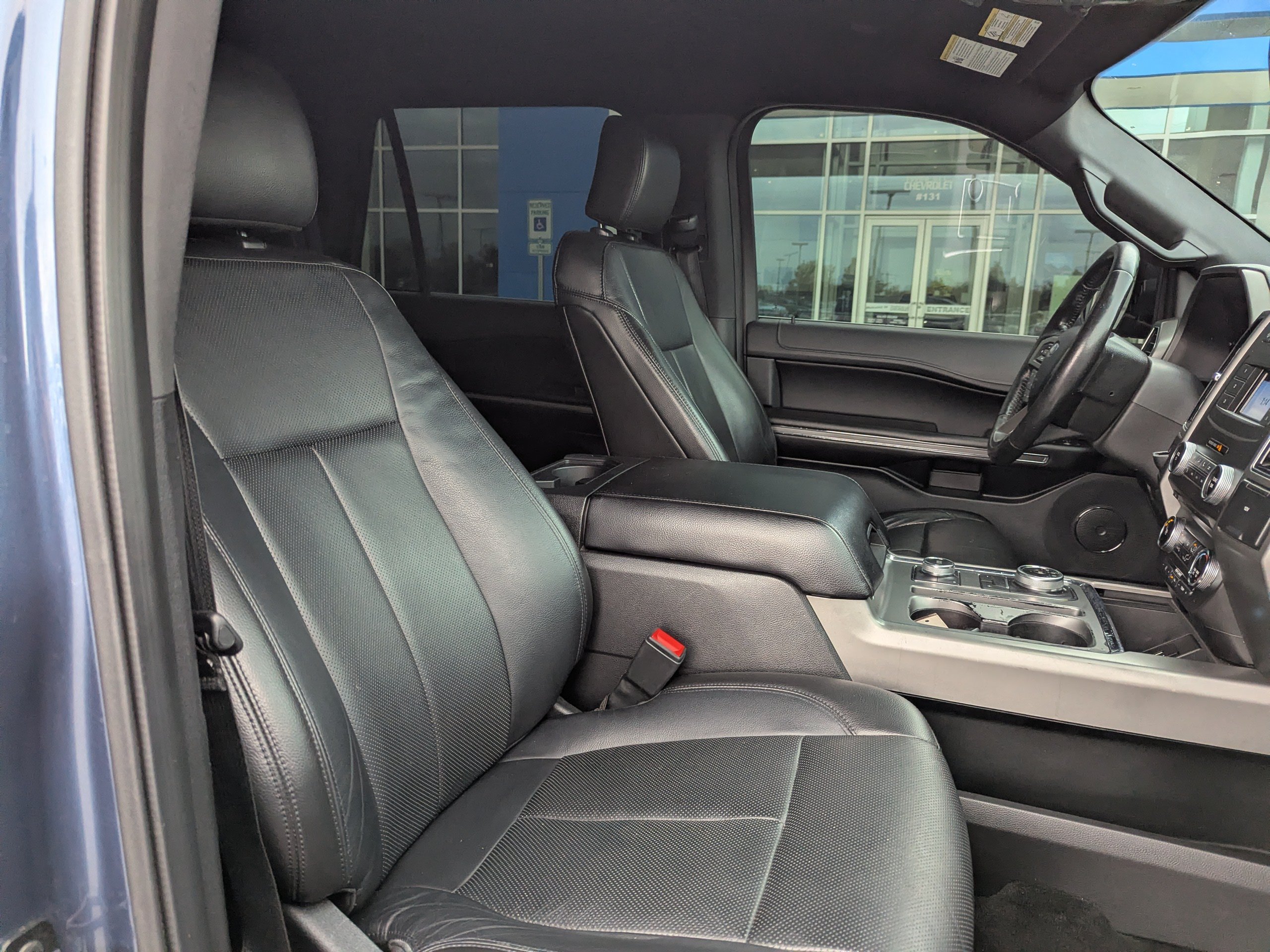Used 2018 Ford Expedition Max XLT w/ Equipment Group 201A AWD/4WD image 38
