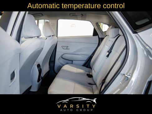 Used 2025 Hyundai Kona SEL image 13