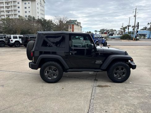 Used 2016 Jeep Wrangler Sport w/ Mopar Black Appearance Group image 5