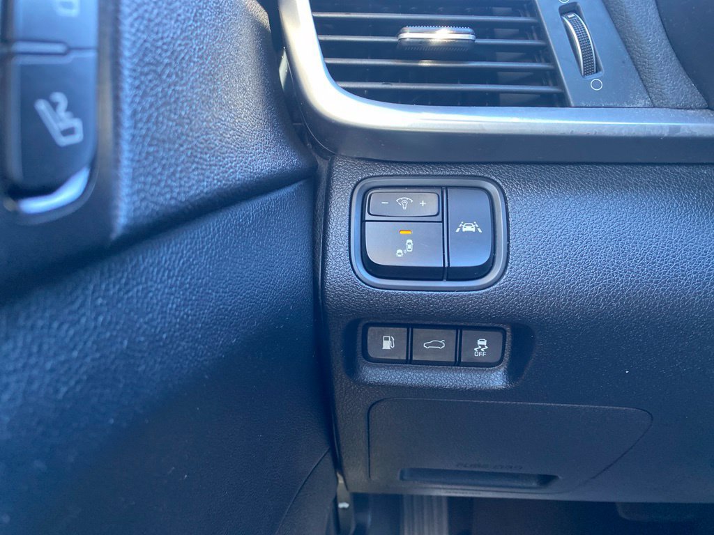 Used 2019 Kia Optima EX w/ EX Premium Package FWD image 22