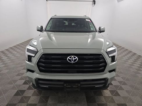 Used 2024 Toyota Sequoia SR5 w/ SR5 Premium Package AWD/4WD image 2